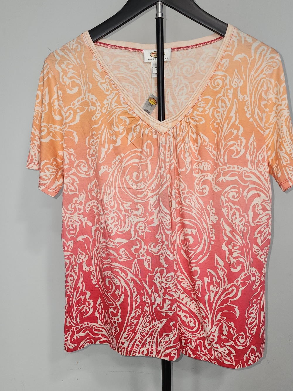 Women’s Short Sleeve V-Neck Ombre Paisley Top - Peach to Coral